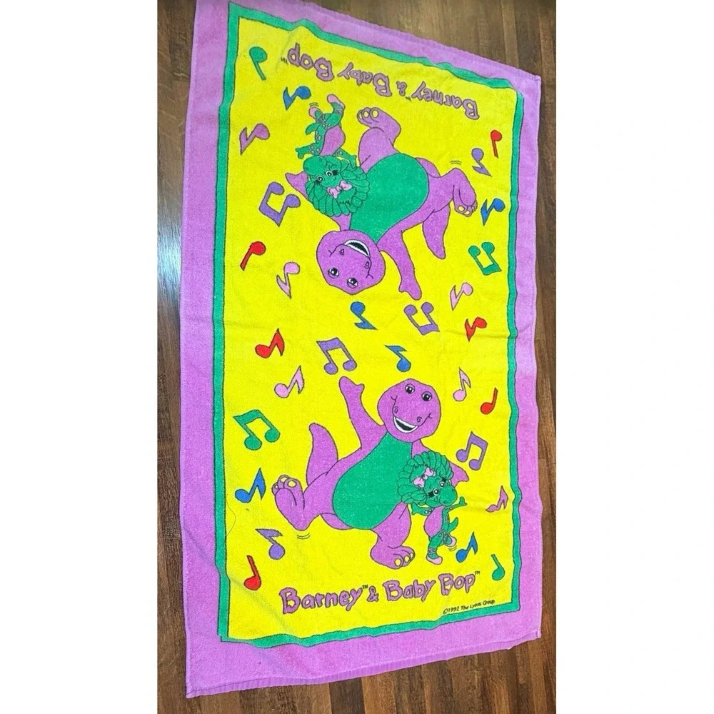 Vintage Y2K Barney & Baby Bop bath/ beach towel 1992.  40x23 inches